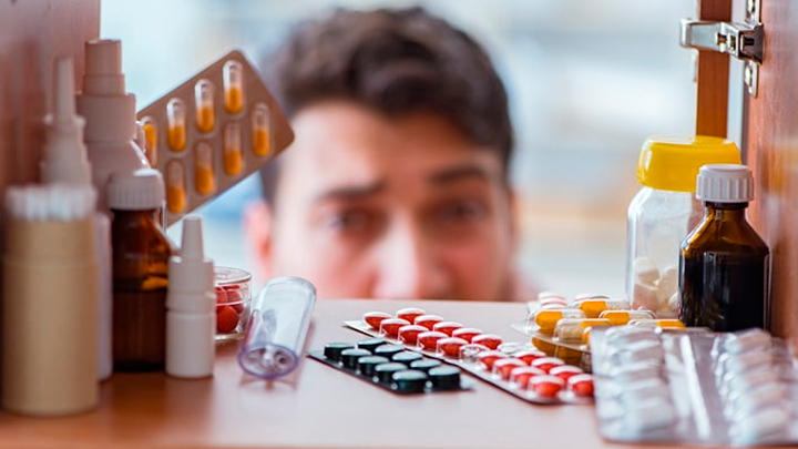 ДЛЯ НИХ ЧЕЛОВЕК – "РАСПАТРОНЕННАЯ" ЛЯГУШКА: КАК ВРАЧИ ПРЕВРАТИЛИСЬ В "ПРОДАВЦОВ ЗДОРОВЬЯ"