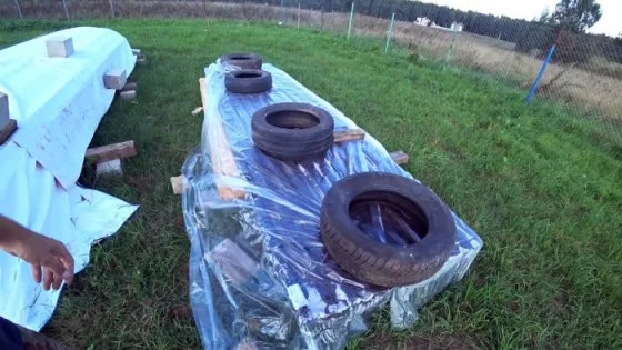 Фундамент из автомобильных покрышек за пару часов своими руками