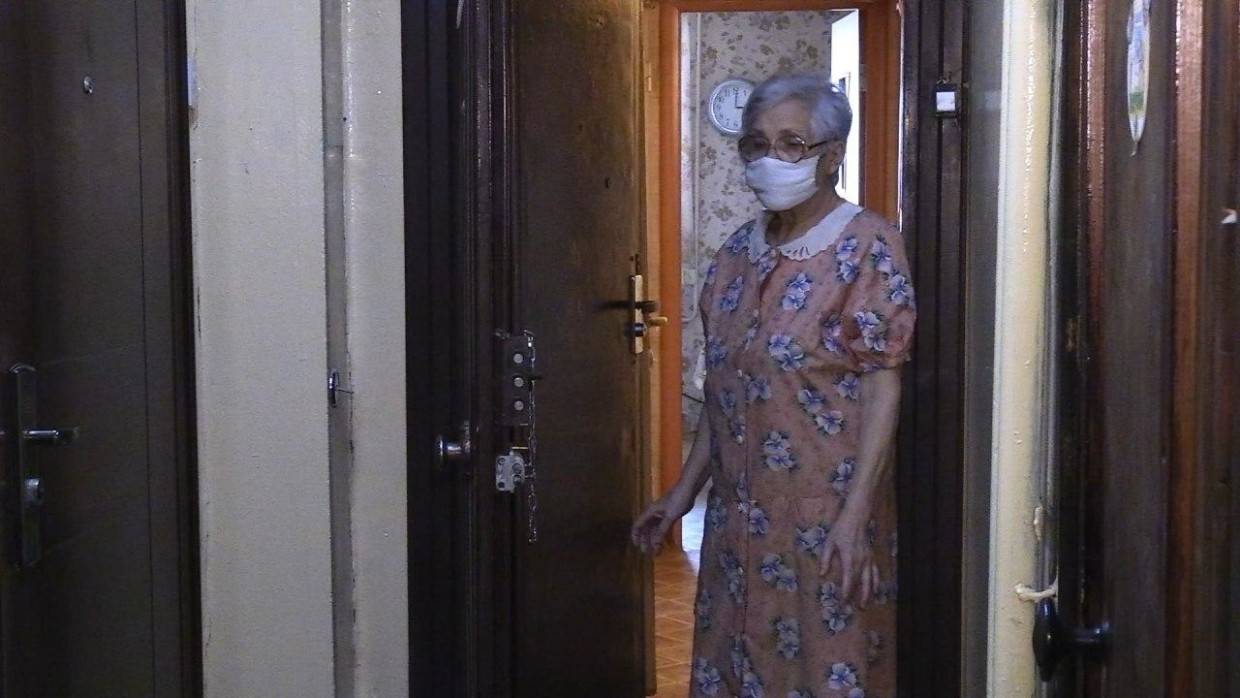Инфекционист Чуланов порекомендовал непривитым пожилым гражданам уйти на самоизоляцию