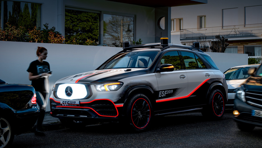 Экспериментальный Mercedes GLE показал новые средства защиты