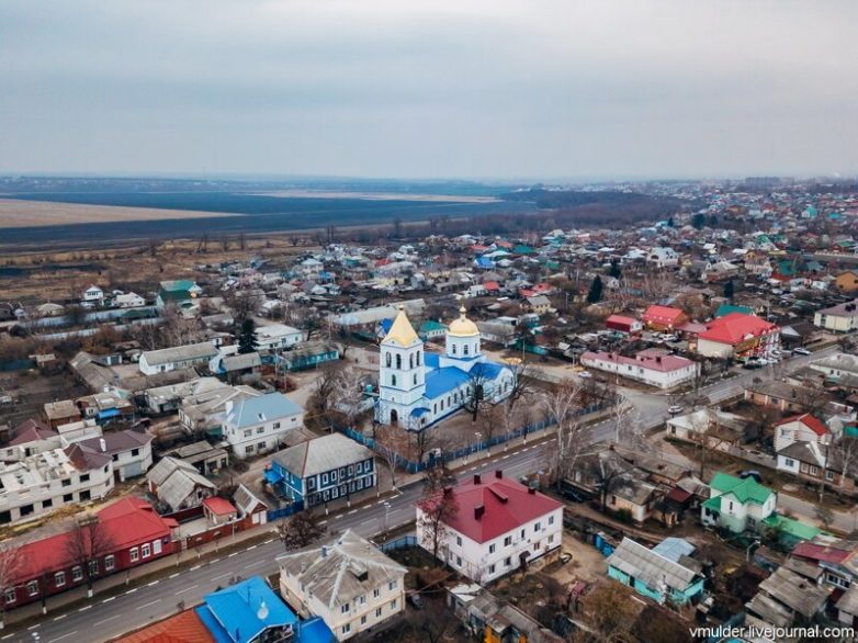 Пролетая над Павловском, или Назад в СССР 