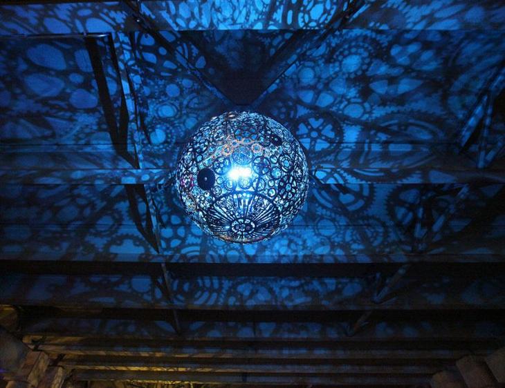 Интересные идеи изготовления светильников и люстр из повседневных предметов Интересные идеи изготовления светильников и люстр из повседневных предметов для дома и дачи,новая жизнь старых вещей