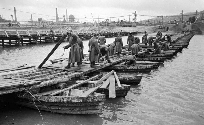 Донбасс наш! 80 лет назад началась битва за Днепр Донбасс наш! 80 лет назад началась битва за Днепр история