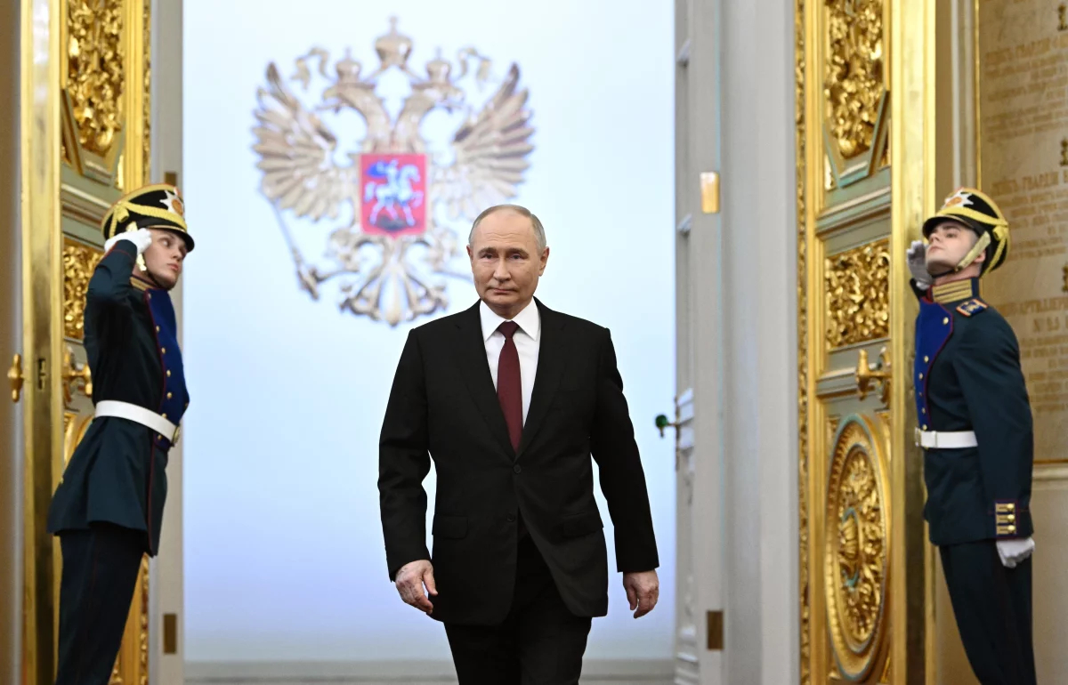 Пискарев: неявка послов на инаугурацию Путина показывает двойные стандарты