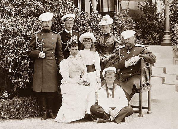 Александр III с семьей в Ливадии