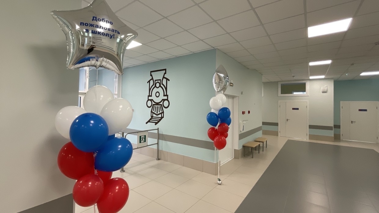 Директор школы в Курской области порвал ухо восьмикласснику с пирсингом