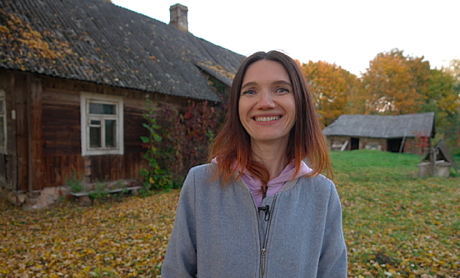 Женщина в эмиграции бросила Америку, вернулась в Беларусь и купила себе целую деревню