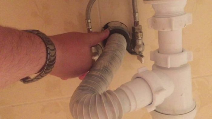 Дельные советы, как добиться того, чтобы в квартире не пахло канализацией Дельные советы, как добиться того, чтобы в квартире не пахло канализацией канализация,полезные советы