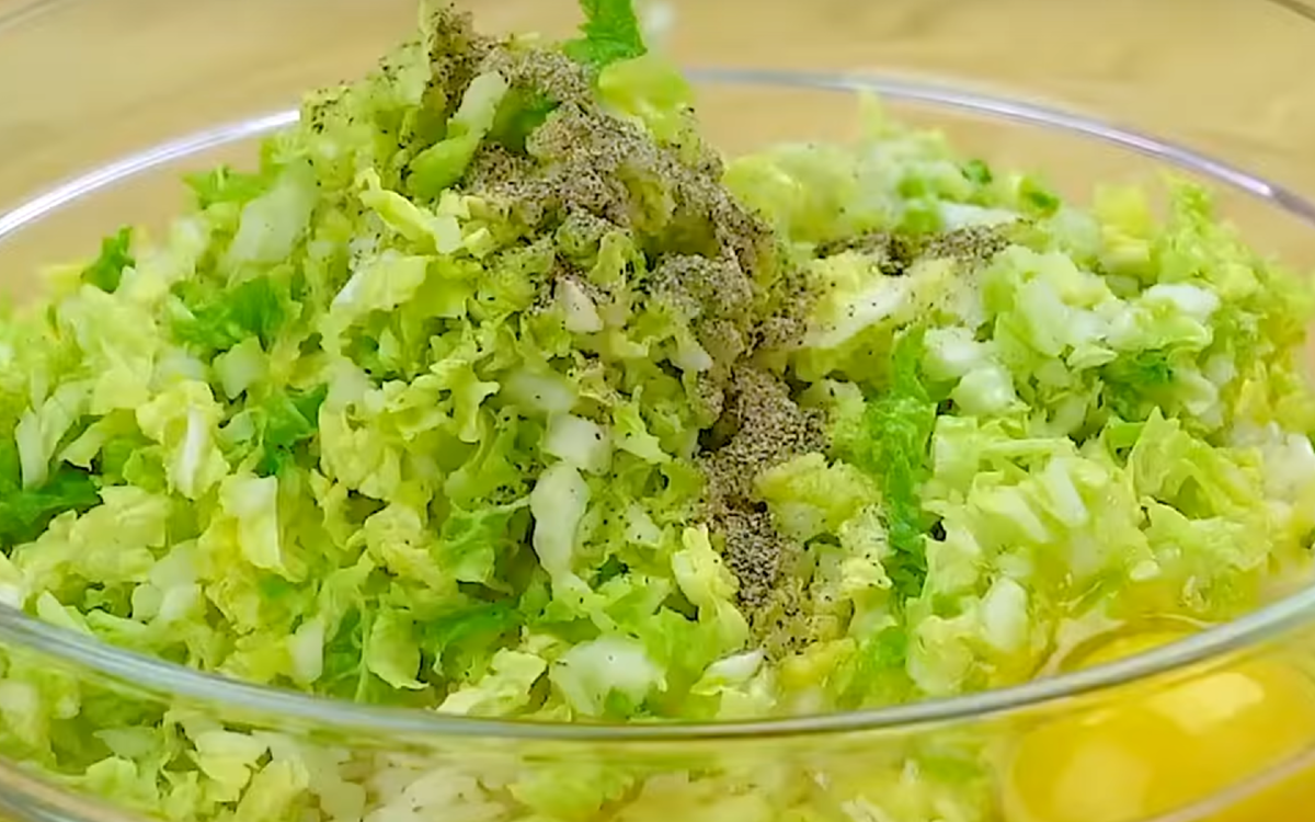 Сметут мгновенно! Вместо котлет готовлю их каждый день! Невероятно вкусно! Сметут мгновенно! Вместо котлет готовлю их каждый день! Невероятно вкусно! голубцы, стакана, пекинской, луковица1, перец, стакан, Ленивые, фарша, вкусуСформируйте, ложка, яйцо1, чайная, столовые, капусты1, чеснокаВыдавить, зубчик, фарша1, котлеты3, панировочных, ложки