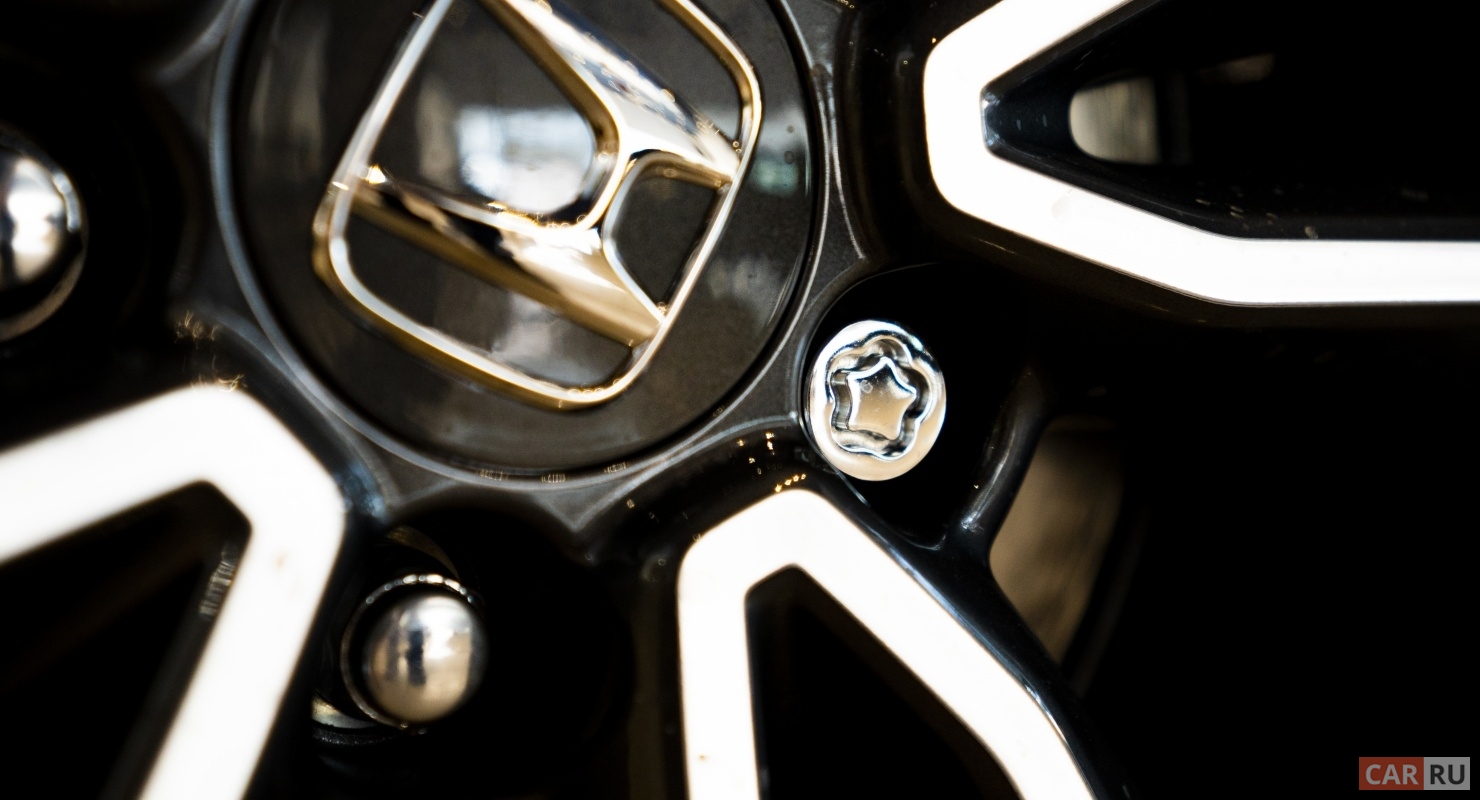 На рынке России появился кроссовер Honda ZR-V