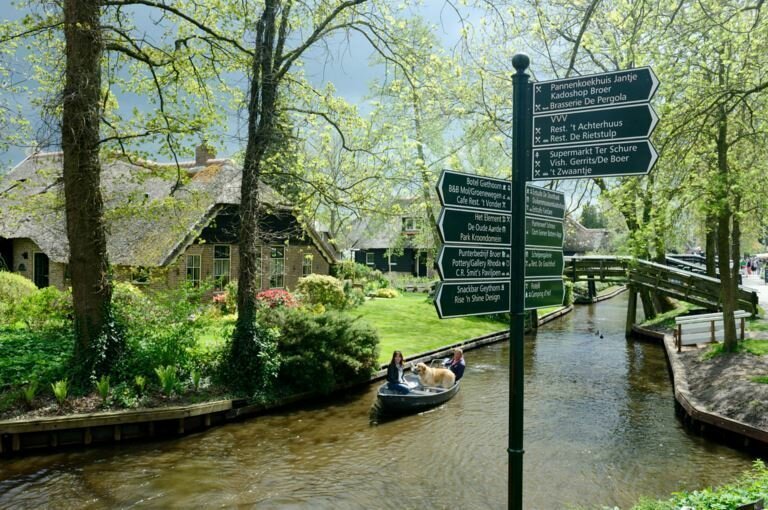 Голландская деревня Гитхорн — настоящий рай на Земле Голландия,интересное,путешествия