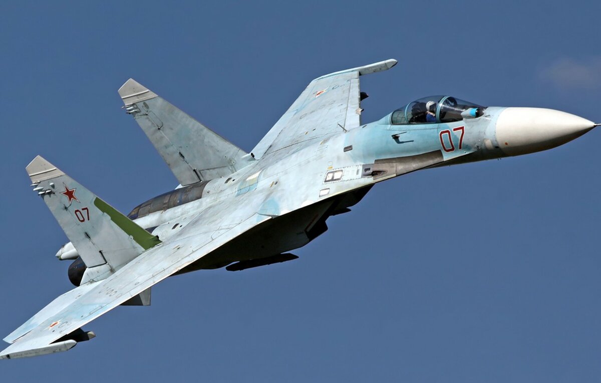 Су-27 стал самым настоящим легендарным российским самолетом.