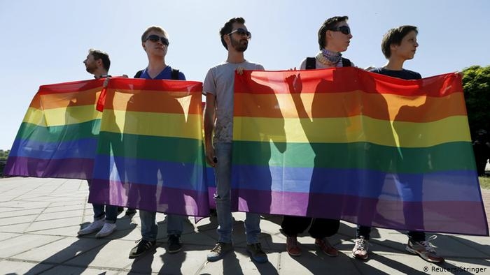 На Украине решили сформировать взвод из представителей ЛГБТ