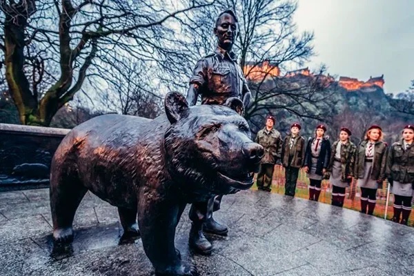 Капрал Войтек: история о медведе-герое, который воевал во Второй Мировой 