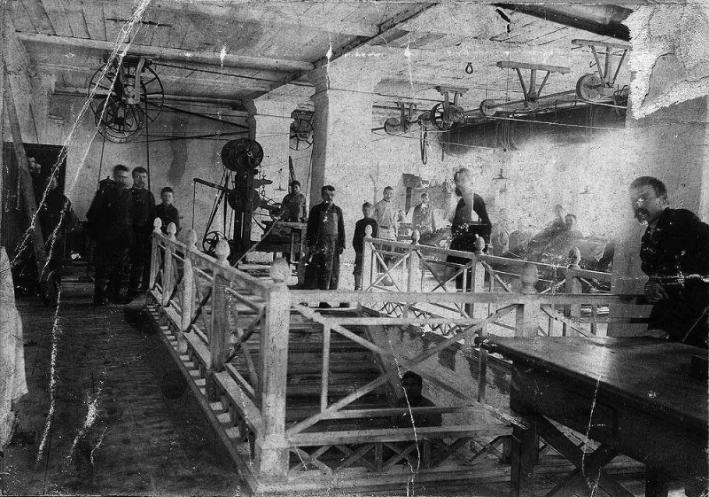 Рабочий день на Колывано-Воскресенском заводе. Рубеж XIX-XX веков