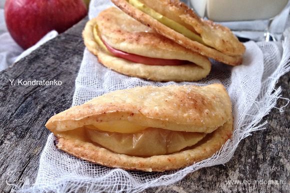 Творожно-песочное печенье с яблоками сладкая выпечка