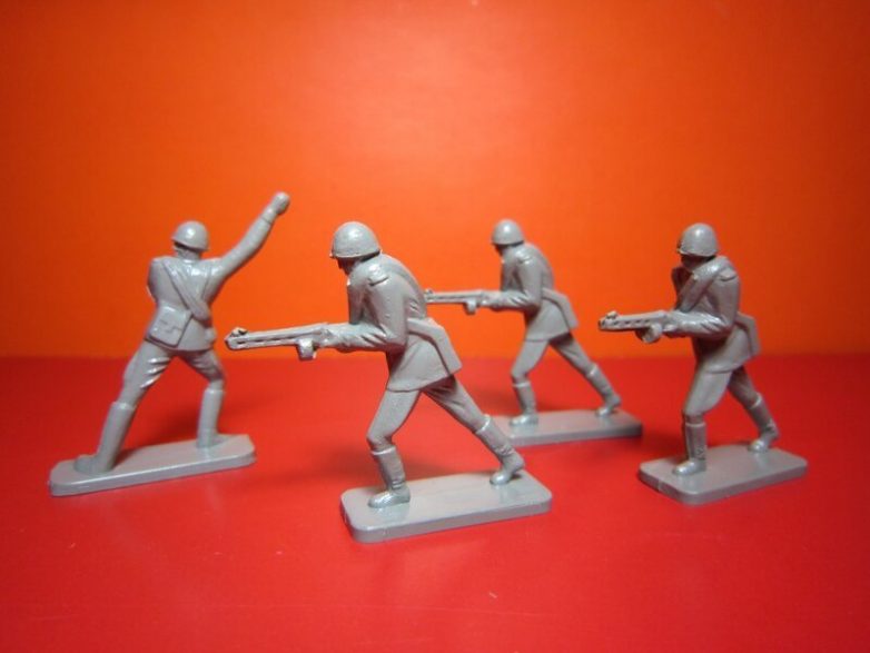 Военные игрушки из СССР 