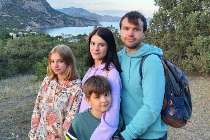 Как живет сейчас звезда «Ералаша» и «Папиных дочек» Михаил Казаков Как живет сейчас звезда «Ералаша» и «Папиных дочек» Михаил Казаков Михаил, Казаков, Михаила, После, Елена, «Папины, время, сериале, дочки», карьера, карьеру, жизни, результате, получил, актер, Казакова, «Ералаш», инцидента, травмы, итоге