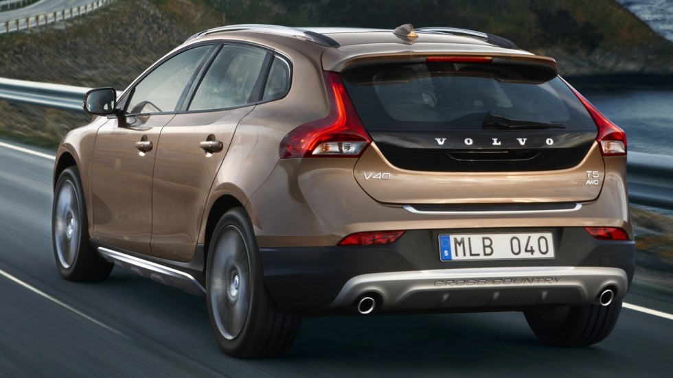 autowp.ru_volvo_v40_cross_country_4