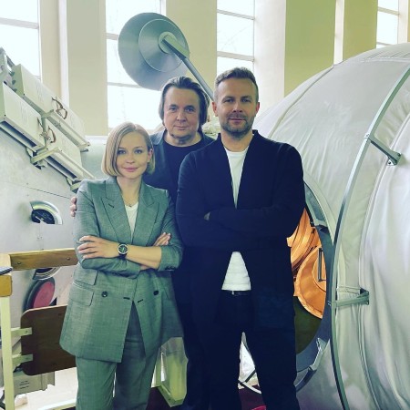Юлия Пересильд показала, как готовится к полету в космос Юлия Пересильд показала, как готовится к полету в космос Пересильд, Шипенко, Актриса, полету, космос, Антон, поделилась, Вызов, первых, Клима, подготовки, фильма, Роскосмоса, рабочим, середине, объявлено, станет, актрисойкосмонавтом, первой, канала