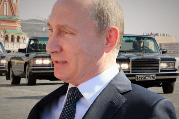 Business Insider: пока Трамп протирает штаны, Путин создает опасные для США альянсы