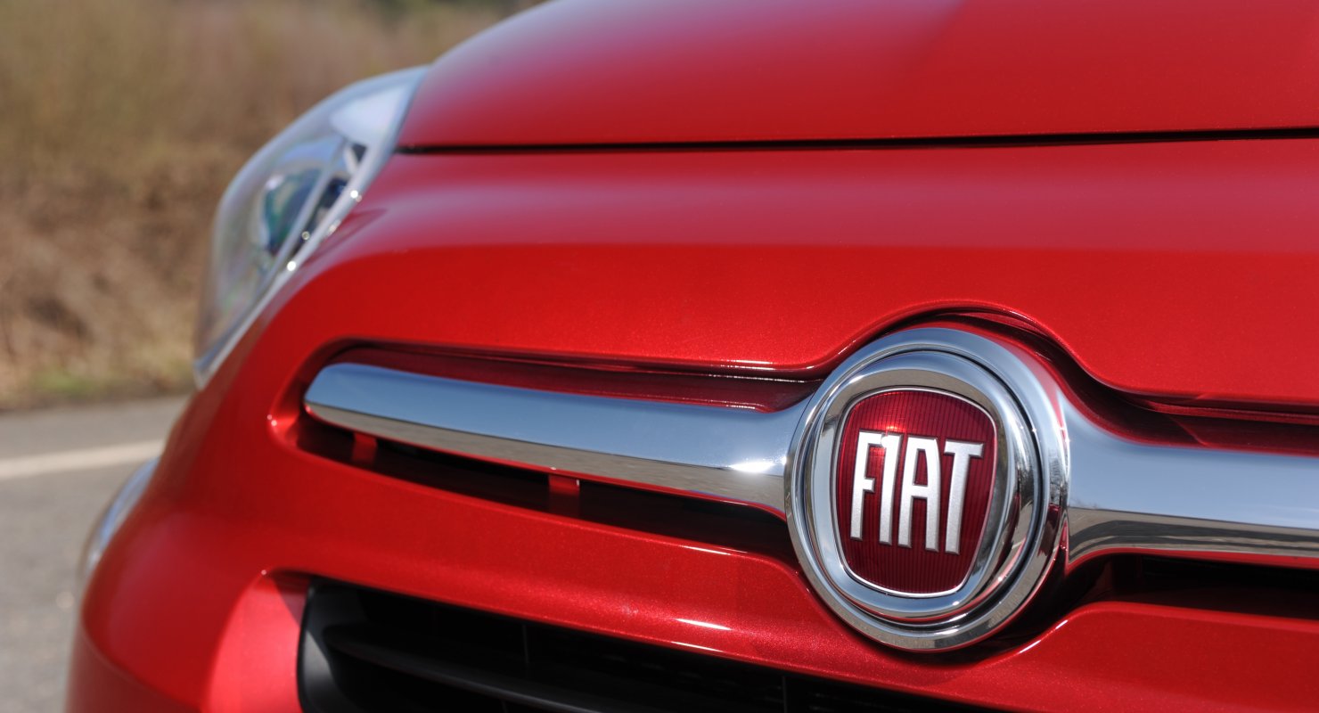 логотип fiat