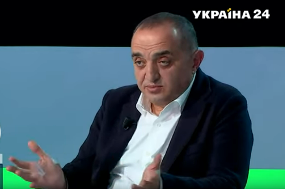 Савик Шустер сравнил Михаила Саакашвили с жертвами Хатыни Савик Шустер сравнил Михаила Саакашвили с жертвами Хатыни Саакашвили, смотри, путинский, своей, фильм, чтобы, этого, успокоюсь, говорит, отсюда, Мишико, ведущий, который, студии, интересует, Путин, подонок, палач, Савик, выйду