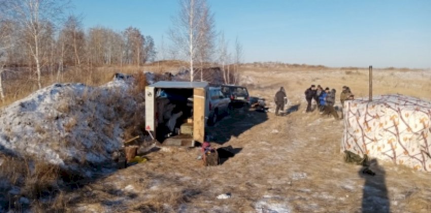 Отравление угарным газом: тела двух рыбаков из Алтайского края нашли в Новосибирской области