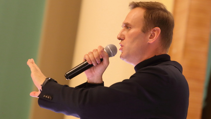 "Навальный подрабатывает с АУЕ", а в городах уже есть первые жертвы "детских" убийств - соцсети россия