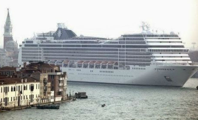 Новый Ноев Ковчег: корабль вышел в море 5 января и решил не причаливать в берегу Новый Ноев Ковчег: корабль вышел в море 5 января и решил не причаливать в берегу Культура