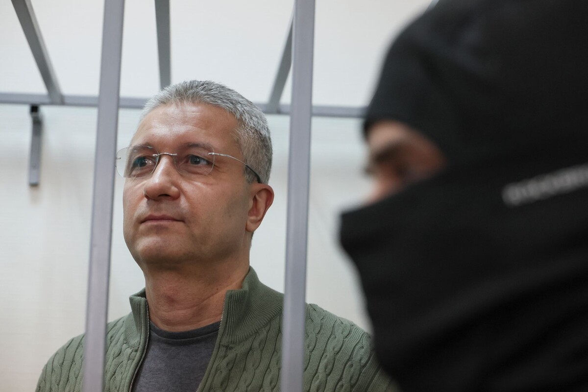 Тимур Иванов хочет "в окопы". Почему его нельзя отпускать на СВО? "90% сказали бы - расстрелять"