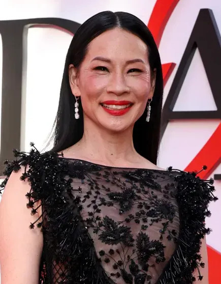 Леди Гага, Мэрил Стрип, Энн Хэтэуэй, Эмили Блант и Анна Винтур посетили премьеру фильма 