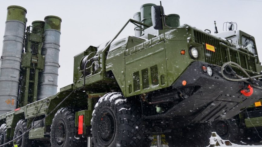 «Американские комплексы пропускают ракеты»: Сатановский объяснил, как США рекламируют вооружение РФ