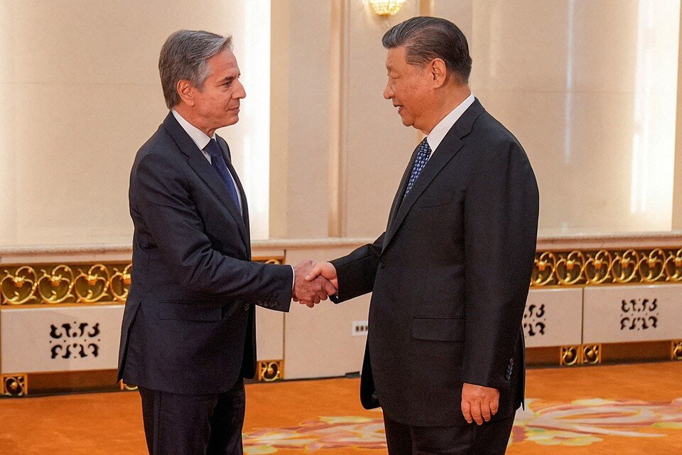    Состоялись переговоры госсекретаря США Энтони Блинкена с китайским лидером Си Цзиньпином REUTERS