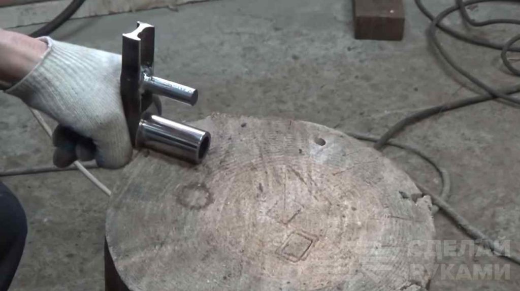 Арматурогиб из шатуна с пальцем и металлолома Арматурогиб из шатуна с пальцем и металлолома самоделкин