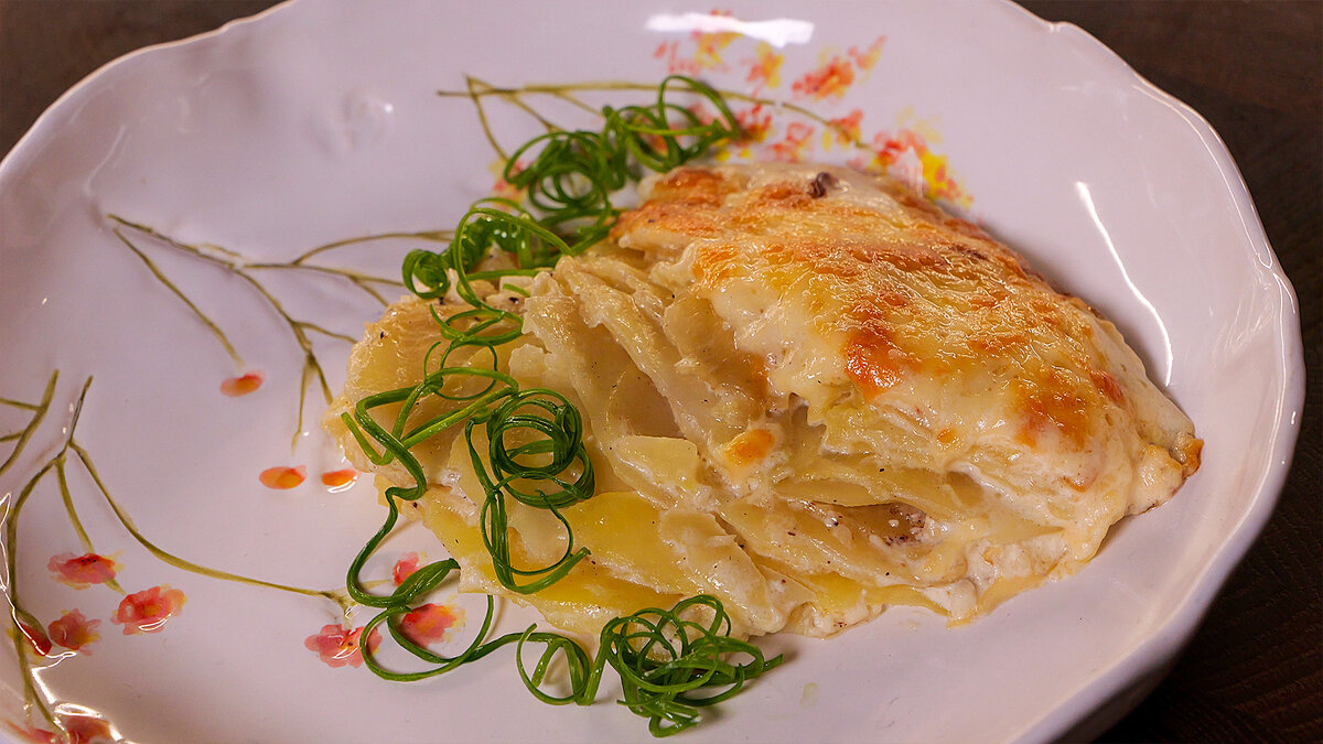 Ароматный и вкусный Гратен Дофинуа на вашей кухне - это портал на легендарные французские кухни, где гурманы задавали веками свои эталоны вкуса.-3