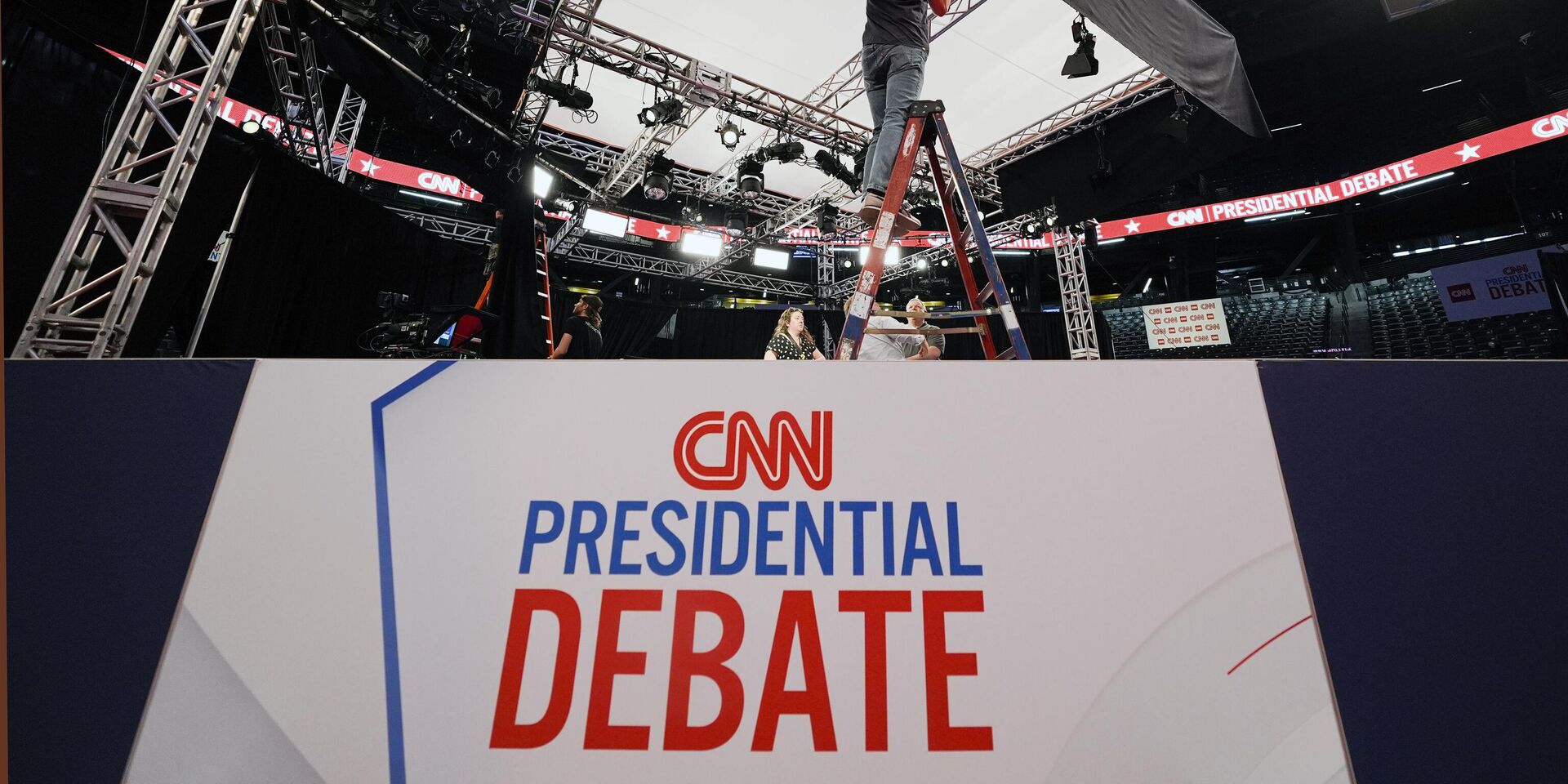 Подготовка к проведению президентских дебатов между Джо Байденом и Дональдом Трампом в Атланте - ИноСМИ, 1920, 28.06.2024