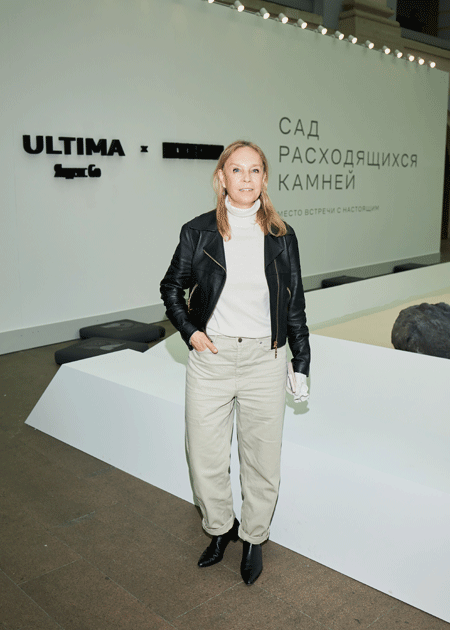 Ксения Собчак, Иван Ургант, Андрей Малахов и другие на открытии ярмарки Cosmoscow Ксения Собчак, Иван Ургант, Андрей Малахов и другие на открытии ярмарки Cosmoscow Звезды,Красная дорожка