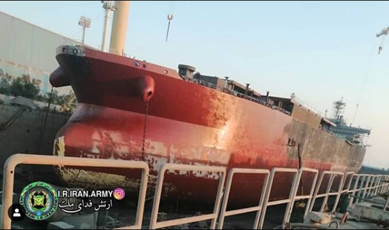 Передовые плавучие базы для ВМС КСИР Передовые плавучие базы для ВМС КСИР вмф