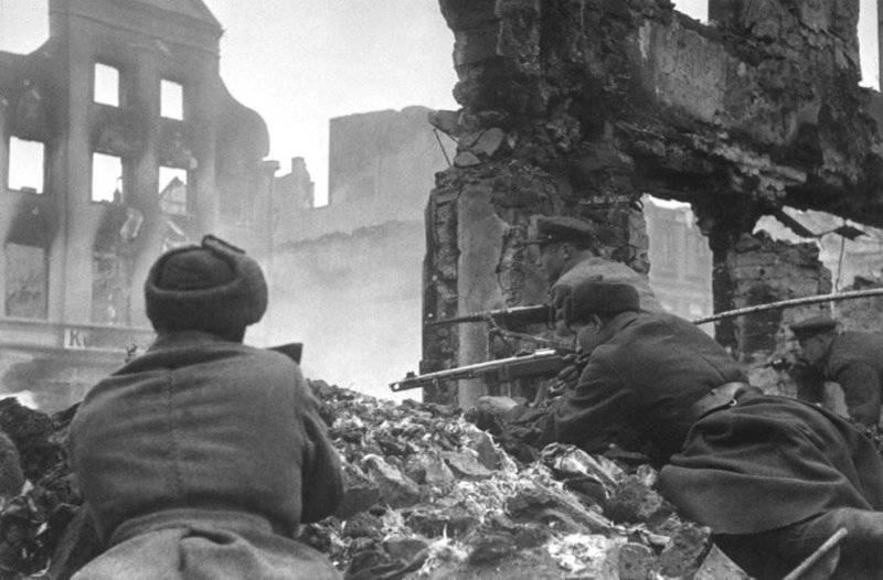 Вторая мировая война: Падение нацистской Германии, фото Вторая мировая война: Падение нацистской Германии, фото история