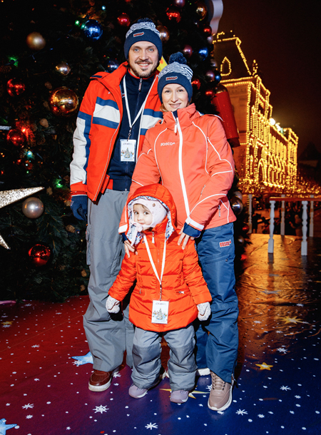 Татьяна Навка, Дмитрий Песков, Филипп Киркоров и другие гости открытия ГУМ-Катка Татьяна Навка, Дмитрий Песков, Филипп Киркоров и другие гости открытия ГУМ-Катка Звезды,Красная дорожка