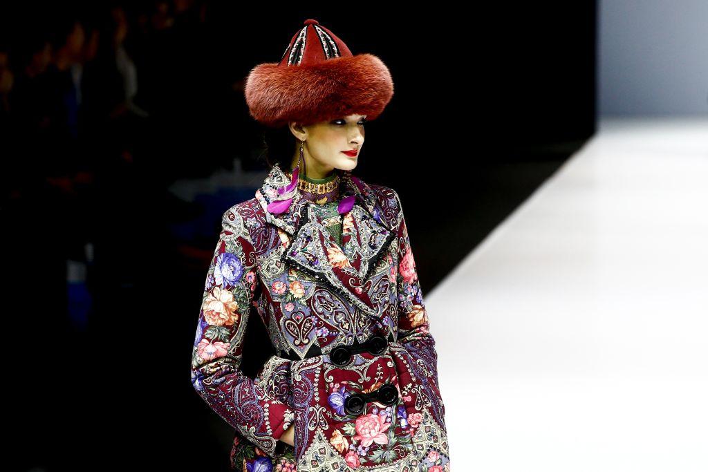 9 вещей, которые подарил нам модельер Вячеслав Зайцев andreas rentz,format-article,getty imageskak,getty imagesединственный,loreal paris,компания,marcel thomas,noindex,paris match,журнал,slava zaitsev,Алла Пугачева,всемирный фестиваль моды,город москва,Вячеслав Зайцев,галерея современного искусства,город варшава,Галина Волчек,г,Москва [1405113],государственная третьяковская галерея (третьяковка),музей,город москва,Егор Зайцев,Знаменитости,людмила зыкина,людмила путина,майя плисецкая,международный музыкальный фестиваль,михаил горбачев,музей прадо,город мадрид,оксана шипилова,Петр Тодоровский,Пьер Карден,Раиса Горбачева,Светлана Жильцова,театр моды,цех общесоюзного дома моделей; всемирный фестиваль моды,город москва,эдита пьеху,экспериментально техническая швейная фабрика,город бабушкин