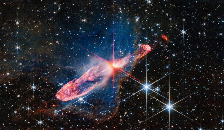 Телескоп «Джеймс Уэбб» детально показал две молодые звезды, которые только формируются. Это поможет лучше понять, как образовалось Солнце
