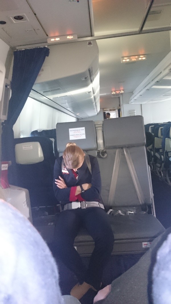 После просмотра этого поста вы больше никогда не сможете летать на самолетах авиатур,поездка