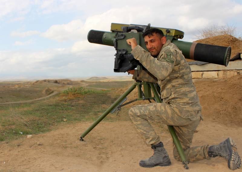 Армия Азербайджана близка к тому, чтобы рассечь войска противника в Карабахе на две части геополитика