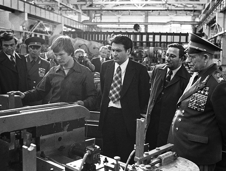 Сырьевой придаток: Россию лишили ВСЕЙ высокотехнологичной промышленности Сырьевой придаток: Россию лишили ВСЕЙ высокотехнологичной промышленности россия