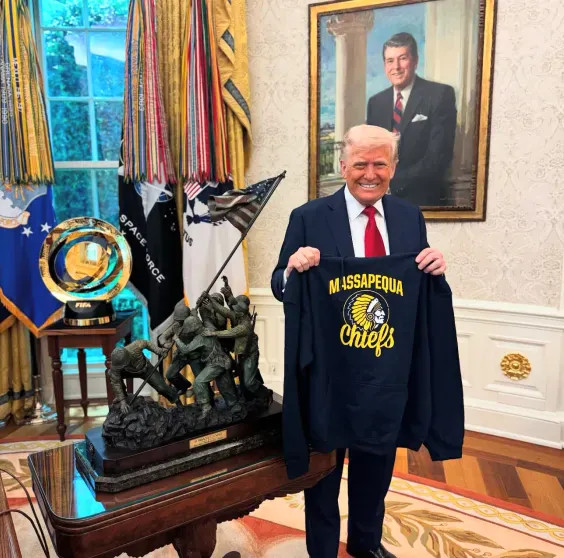 Стало известно, на сколько разбогател Дональд Трамп за время своего правления долларов, Трампа, также, долларовДональд, продолжает, расти, стоимость, состояние, президента, компании, акции, Дональда, криптовалюты, менее, недавнее, больше, вырасти, Trump, могло, охлаждение