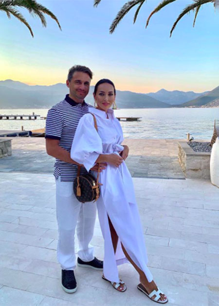 Алсу проводит отпуск вместе с мужем Яном Абрамовым Алсу проводит отпуск вместе с мужем Яном Абрамовым Звезды,Звездные пары