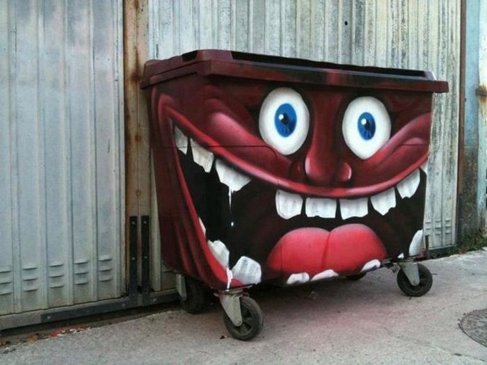 48. Мусорный контейнер. street art, фотографии, юмор