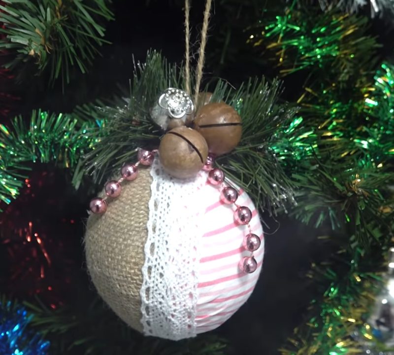 Отличные идеи, что можно сделать из мешковины и пенопластового шарика Отличные идеи, что можно сделать из мешковины и пенопластового шарика интерьер,переделки,рукоделие,своими руками,сделай сам